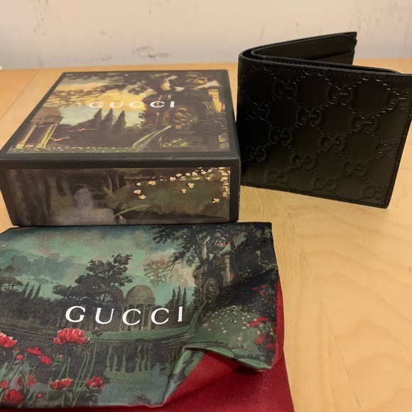 Gucci Signature Wallet - Picture 9 of 9